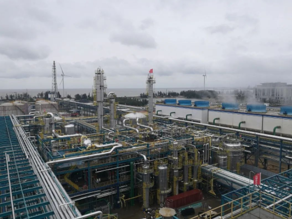 海南華盛24萬噸/年雙（shuāng）酚A裝置一次投料開車成功