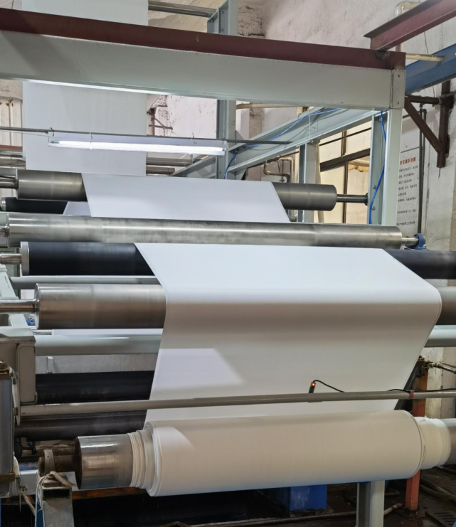 清（qīng）華團隊借用果木嫁接概（gài）念研發安全耐洗抗病毒抗菌（jun1）紡織麵料